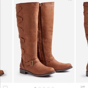 Arleigh Flat Boot / Size: Wide / Size 8 / Cognac